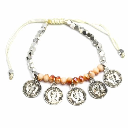 Bracelet-Ajustable-Perles-Pierres-Beige-et-Pieces-Monnaie-Metal-Argente