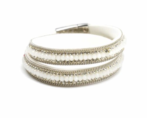 Bracelet-Double-Tour-Feutrine-Perles-Brillantes-Strass-et-Chaines-Blanc