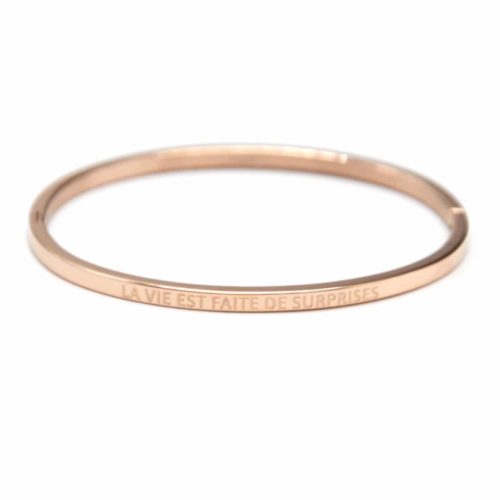 Bracelet-Jonc-Fin-Acier-Or-Rose-avec-Message-La-Vie-Est-Faite-De-Surprises