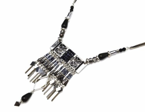 Sautoir-Collier-Double-Chaines-et-Pendentif-Rectangle-Ethnique-Metal-Argente-avec-Pierres-Perles-Grises