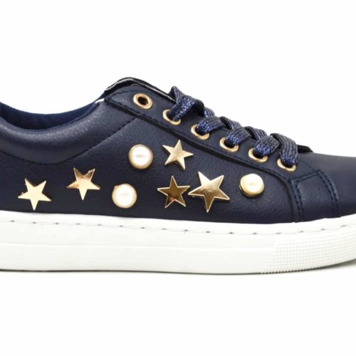 Baskets-Tennis-Sneakers-Simili-Cuir-avec-Perles-Ecru-et-Clous-Etoiles-Metal-Dore-Bleu-Marine