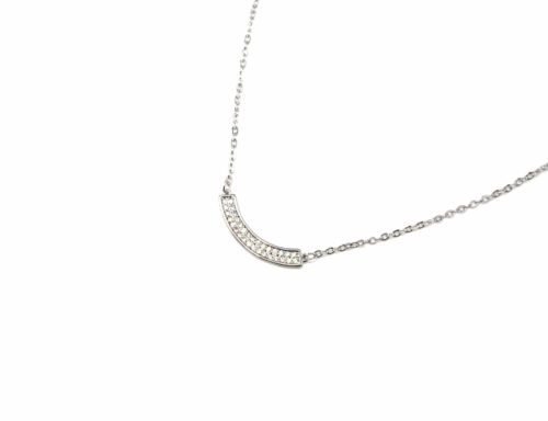 Collier-Fine-Chaine-Metal-Argente-avec-Pendentif-Bande-Arrondie-Strass-Zirconium