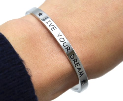 Bracelet-Jonc-Moyen-Acier-Argente-avec-Message-Live-Your-Dream