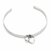 Bracelet-Jonc-Ouvert-Acier-Argente-avec-Message-Amour-5-Langues-et-Charm-Coeur