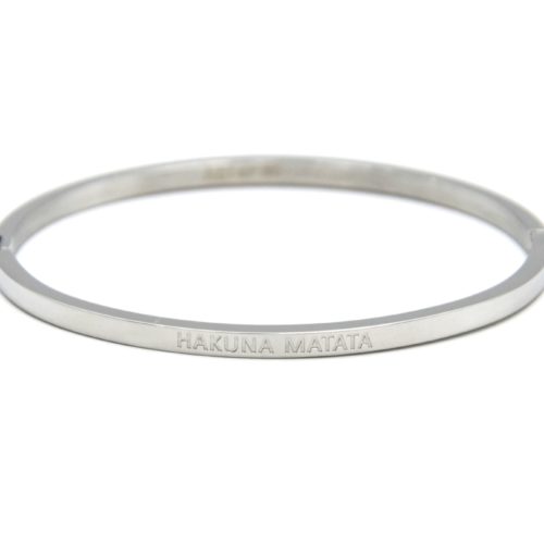 Bracelet-Jonc-Fin-Acier-Argente-avec-Message-Hakuna-Matata