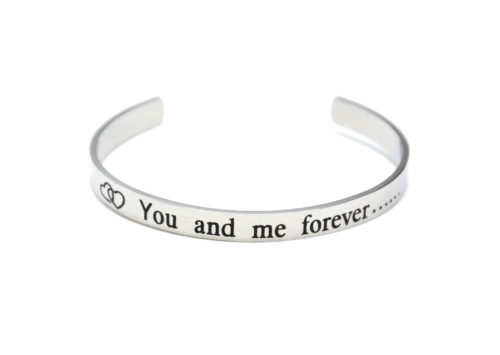 Bracelet-Jonc-Ouvert-Acier-Argente-avec-Message-You-and-me-forever