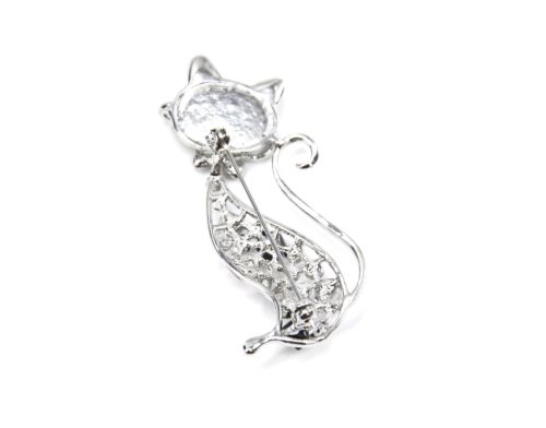 Broche-Epingle-Chat-Metal-Ajoure-Argente-avec-Lunettes-Noeud-Strass-et-Pierres