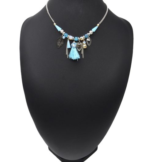 Collier-Chaine-Metal-Argente-avec-Pierres-Feuilles-Coeur-et-Pompon-Bleu-Turquoise