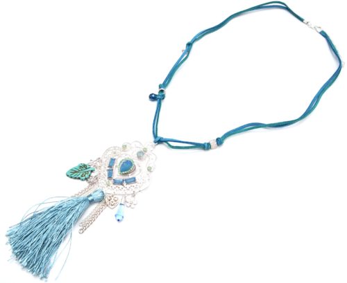 Sautoir-Collier-Cordons-avec-Pendentif-Metal-Ajoure-Argente-Mat-Charms-et-Pompon-Bleu