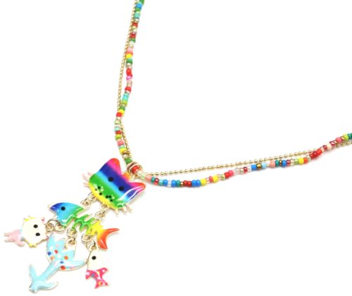 Sautoir-Collier-Mini-Perles-Rocaille-Multicolore-avec-Pendentif-Chat-et-Poissons-Email