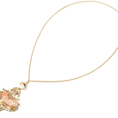 Sautoir-Collier-Pendentif-Poupee-Robe-Marquise-Email-Beige-et-Metal-Dore