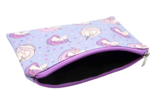 Trousse-Pochette-Souple-Violet-Imprime-Licornes-Coeurs-Etoiles