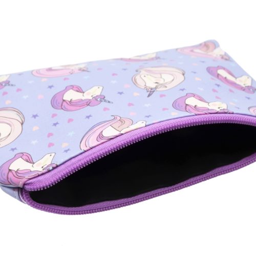 Trousse-Pochette-Souple-Violet-Imprime-Licornes-Coeurs-Etoiles