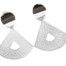 Boucles-dOreilles-Statement-Cercle-et-Triangle-Arrondi-Ajoure-Metal-Argente