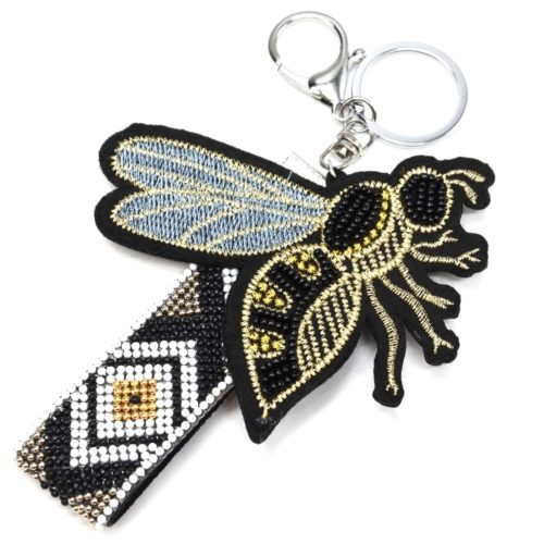 Porte-Cles-Bijou-de-Sac-Abeille-XXL-Feutrine-Broderie-Dore-et-Perles-Noir-Blanc