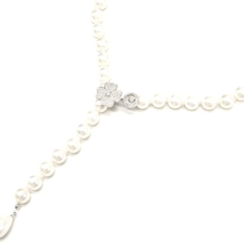Collier-Y-Grosses-Perles-Nacre-Ecru-avec-Charm-Trefle-Strass-Zirconium-Argente