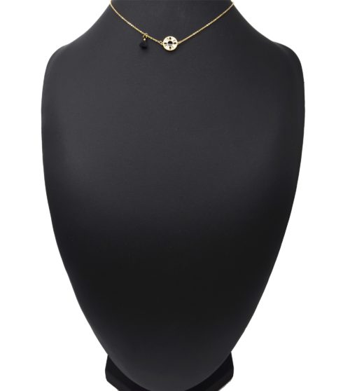 Collier-Fine-Chaine-Acier-Dore-avec-Cercle-Fleur-Email-et-Pompon-Noir