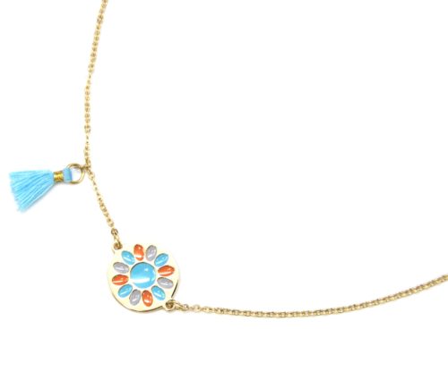 Collier-Fine-Chaine-Acier-Dore-avec-Cercle-Fleur-Email-et-Pompon-Bleu