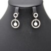 Boucles-dOreilles-Double-Cercles-Contour-Strass-Zirconium-Argente-avec-Perle-Ecru