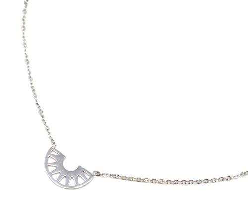 Collier-Fine-Chaine-avec-Pendentif-Demi-Cercle-Ajoure-Acier-Argente