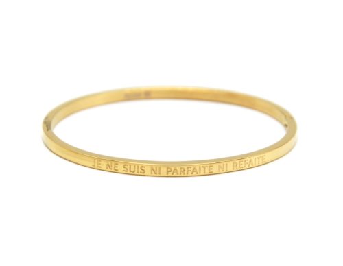 Bracelet-Jonc-Fin-Acier-Dore-avec-Message-Je-Ne-Suis-Ni-Parfaite-Ni-Refaite