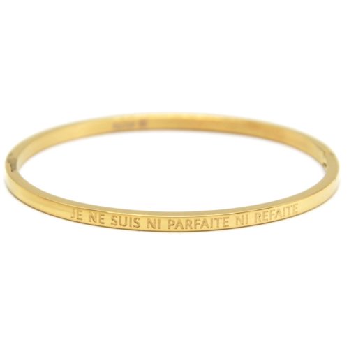 Bracelet-Jonc-Fin-Acier-Dore-avec-Message-Je-Ne-Suis-Ni-Parfaite-Ni-Refaite