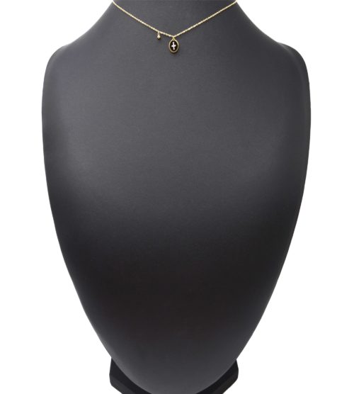 Collier-Fine-Chaine-Acier-Dore-avec-Ovale-Email-Noir-Motif-Croix