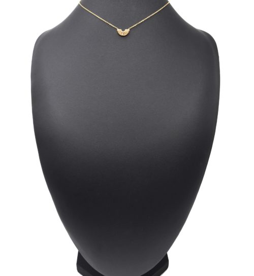 Collier-Fine-Chaine-avec-Pendentif-Demi-Cercle-Ajoure-Acier-Dore-et-Strass-Champagne