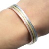 Bracelet-Jonc-Fin-Acier-avec-Motif-Ecailles