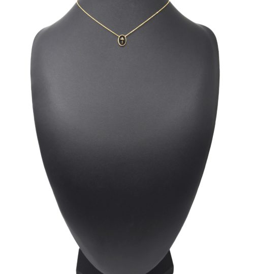 Collier-Fine-Chaine-Acier-Dore-avec-Pendentif-Ovale-Email-Noir-Motif-Croix