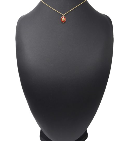 Collier-Fine-Chaine-Acier-Dore-avec-Vierge-Marie-Contour-Email-Bordeaux