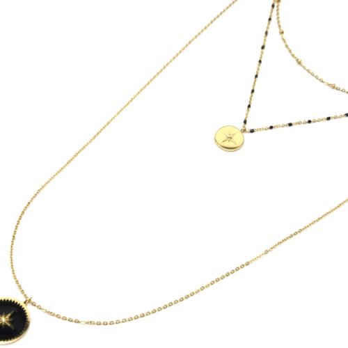 Collier-Triple-Chaine-Mini-Perles-Medaille-Acier-Dore-et-Etoile-Polaire-Noir