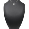 Collier-Fine-Chaine-avec-Medaille-Martelee-Colombe-et-Points-Acier-Argente