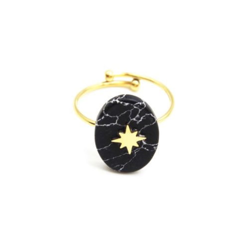 Bague-Reglable-Acier-Dore-avec-Pierre-Ovale-Effet-Marbre-Noir-Motif-Etoile-Polaire