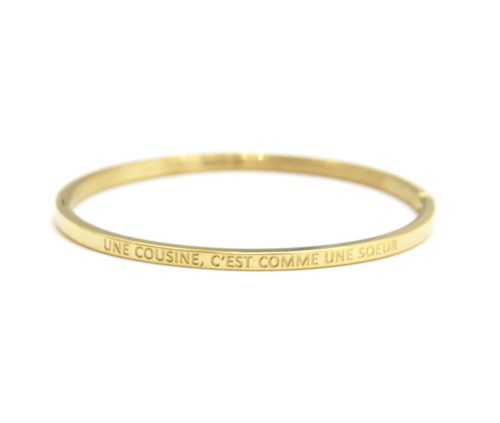 Bracelet-Jonc-Fin-Acier-Dore-avec-Message-Une-Cousine-C-Est-Comme-Une-Soeur