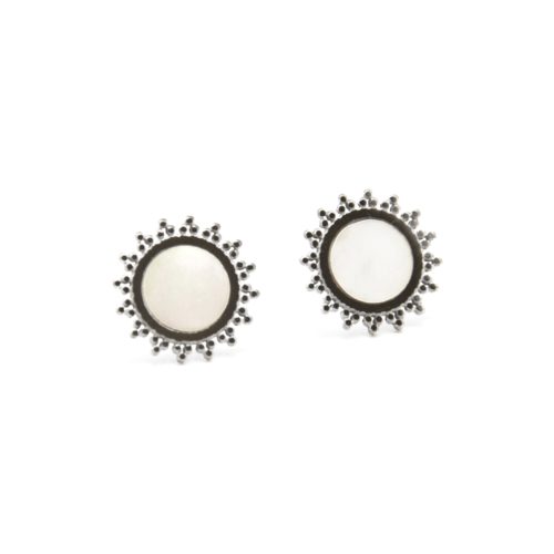 Boucles-dOreilles-Soleil-Acier-Argente-et-Centre-Nacre-Blanc