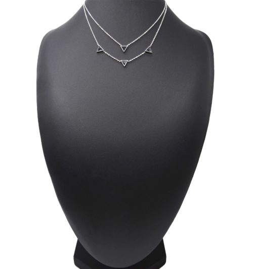 Collier-Double-Chaine-Acier-Argente-avec-Charms-Triangles-Effet-Marbre-Noir