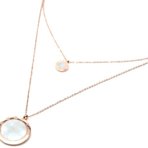 Collier-Double-Chaine-Acier-Or-Rose-avec-Medailles-Chiffres-Romains-et-Nacre