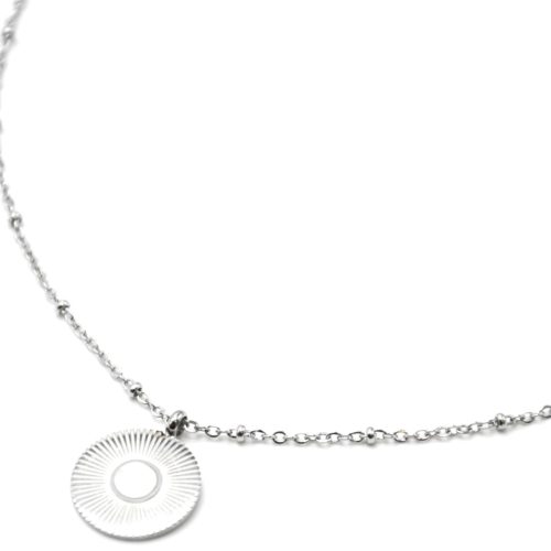 Collier-Chaine-Boules-Pendentif-Medaille-Rayons-Soleil-Acier-Argente-et-Nacre-Blanc