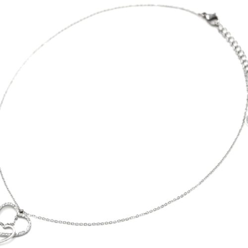 Collier-Fine-Chaine-avec-Pendentif-Double-Coeurs-Contour-Acier-Argente-et-Strass