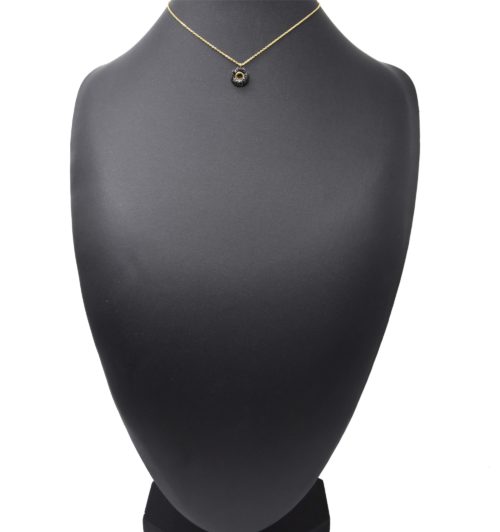 Collier-Pendentif-Cercle-Strass-Noir-et-Centre-Soleil-Ajoure-Acier-Dore