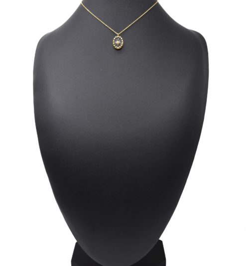 Collier-Pendentif-Pierre-Ovale-Noire-Etoile-et-Contour-Acier-Dore