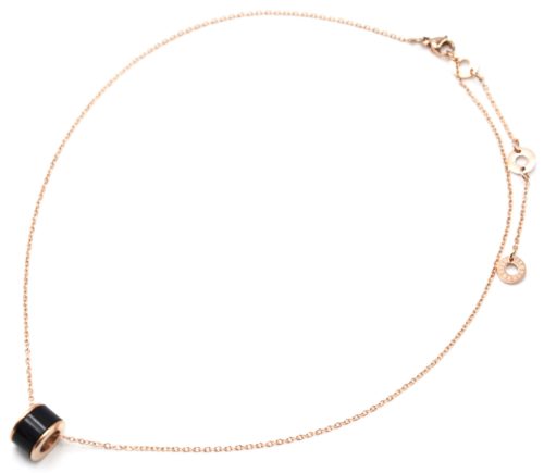 Collier-Fine-Chaine-Pendentif-Anneau-Contour-Acier-Or-Rose-Et-Resine-Noire