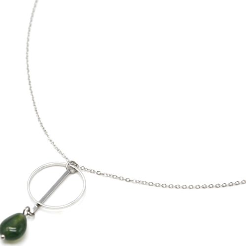 Collier-Fine-Chaine-Pendentif-Cercle-Barre-Acier-Argente-et-Pierre-Goutte-Verte