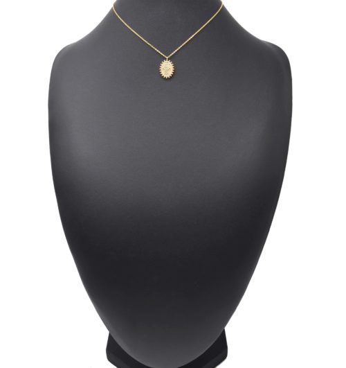 Collier-Pendentif-Medaille-Martelee-Ovale-Contour-Billes-Acier-Dore