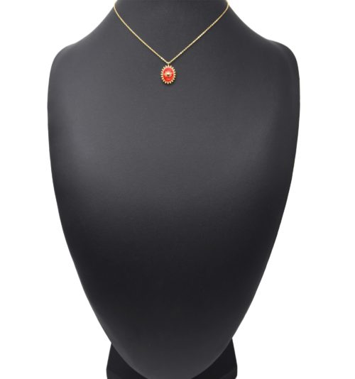 Collier-Pendentif-Ovale-Email-Rouge-Motif-Soleil-et-Contour-Billes-Acier-Dore