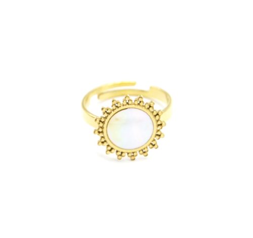 Bague-Reglable-avec-Soleil-Acier-Dore-et-Centre-Nacre-Blanc