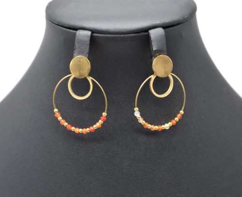 Boucles-dOreilles-Medaille-Cercles-Acier-Dore-avec-Billes-et-Perles-Oranges