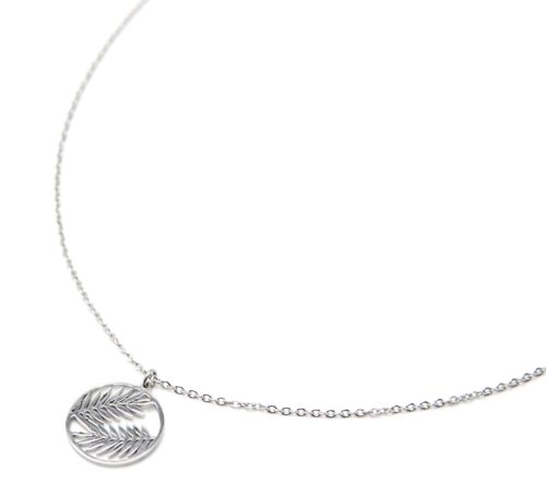 Collier-Fine-Chaine-Pendentif-Cercle-Ajoure-Feuilles-Acier-Argente