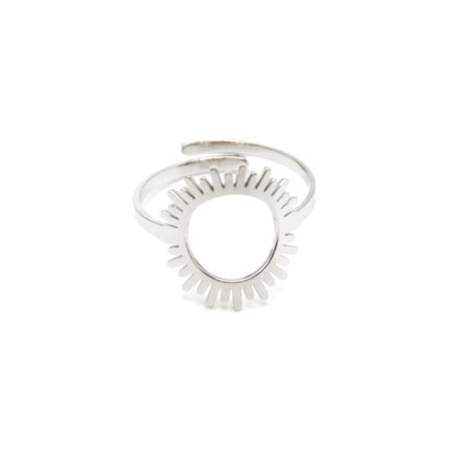 Bague-Reglable-avec-Soleil-Centre-Ajoure-Acier-Argente